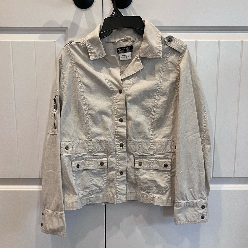 Columbia Women's Beige Cargo Jacket